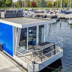 Amazing Ship In Naarden With Kitchen