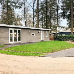 Nice chalet at 3 5 km from Wageningen