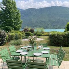 Casa Verso, au bord du lac d'Annecy avec vue