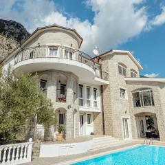 Beautiful Home In Herceg Novi With House Sea View