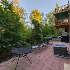 Cozy Peaceful Apartment in DC with Terrace