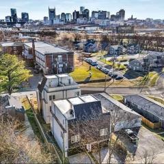 New Elevations Rooftop 5 Min to Downtown Nash