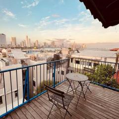 Ocean and city view loft in Casco Viejo