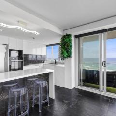 High Floor Ocean Front Apartment On Burleigh Beach