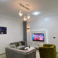 Bel Appartement meublé cosy à Fidjrosse cotonou