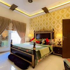 Luxury Guest House In Bahria Town