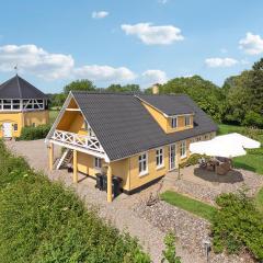 4 Bedroom Nice Home In Nyborg