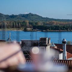 Viana Rooftop House - Apartment with City View