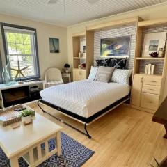 Cozy Downtown Ogunquit Condo