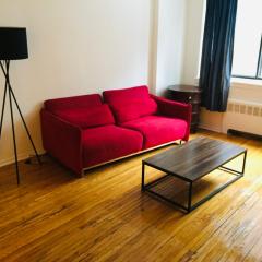 Stylish Montreal Apartment Comfortable Stay in the Golden Square Mile