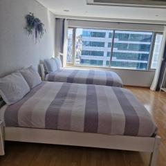 Hongdae Residence-4 - 1min from Hongik Univ Station #1