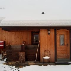 Charmante maisonnette avec vue sur les montagnes