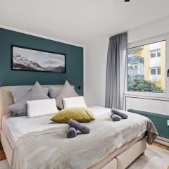 EDLER WOHNRAUM Elegantes Apartment mit Balkon, Boxspringbett, Kaffeevollautomat, Lift & Parkplatz