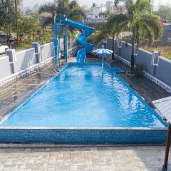 Royal Twin Lonavla - 12BHK Luxury Villa with Turf