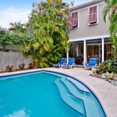 Amelia Home by AvantStay In Historic Old Town w Pool