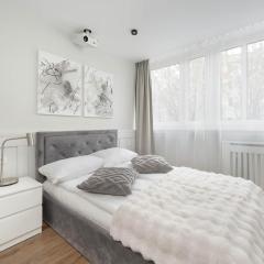 Beautiful Apartment for 4 People by Noclegi Renters