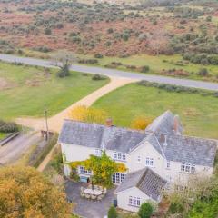 Beautiful Country House with Forest View & Garden