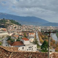 OLD TOWN Hava Baci