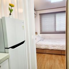 #Hapjeong #hongdae #full option #one room