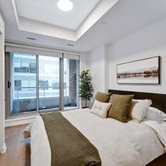 1BD Luxury Condo - Walk to Parliament