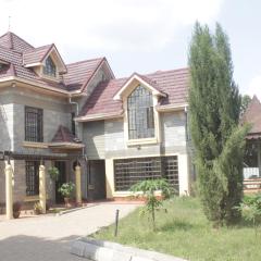 Eshborns House - Near JKIA