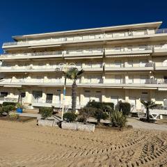 AIRONE MARE-Residence Grifone 107e108, Fronte mare, Piscina