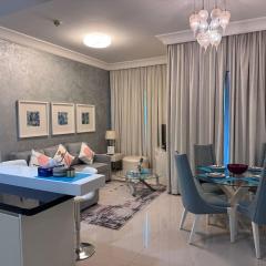 Royal sky Vacation Homes by Damac Maison Mall Street