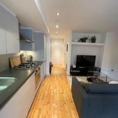 Fabulous Leeds City Center Urban Loft