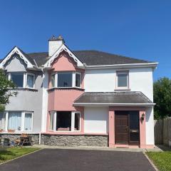 Convenient spacious 3 bedroom home in Kenmare town