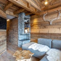 Appartement raffiné avec cheminée, balnéo et Wi-Fi à Val-d’Isère - FR-1-694-44