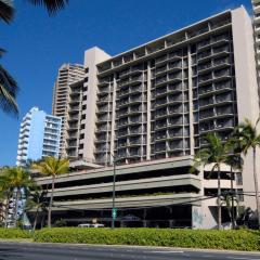 Aqua Palms Waikiki