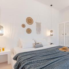 NAXOS BEACHWALK Studio