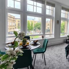 Royal Retreat Harrogate - FREE parking nearby Ultra fast Wifi