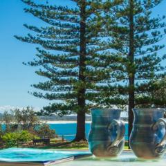 Perfectly Positioned Beachfront Apartment - Unit 6