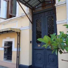 Wonderer House in Old Batumi