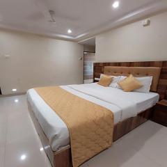 RK Hotel-Near Grant Road Railway Station