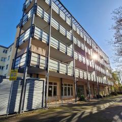 Modernes Apartment mit XL-Balkon