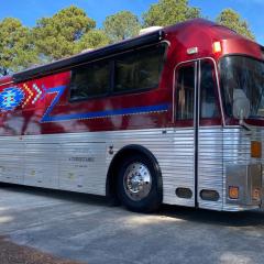 Stay Like a Rock Star Tour Bus in Durham NC