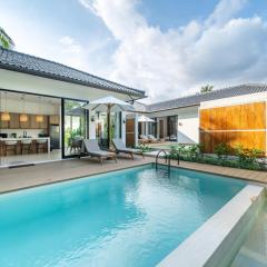 Brand-New Villa with Gorgeous Jungle Views and an Expansive Pool