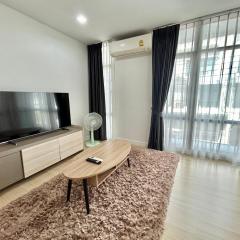 3 bedrooms Townhome near Mega Bangna