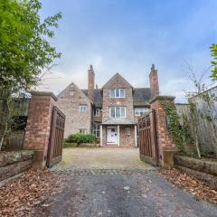 The Coach House - Grade 2 Listed