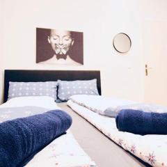 Super Central Cozy 5BD Shared Apt 10Min Walk to Augarten