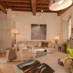 Sophisticated apt near Navona square