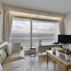 Lively apartment in Blankenberge