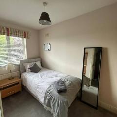 Leixlip Contractor Housing - Sleeps 5