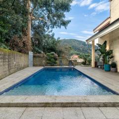 Espectacular villa con piscina, sauna y jacuzzi