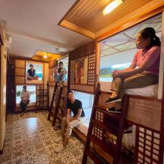 Balai Balai Capsule Hotel Cebu