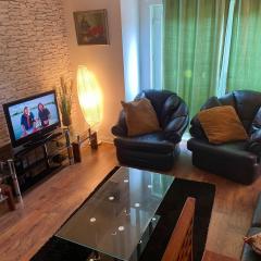 3 bed ,2 bedroom apt near city centre Glasgow