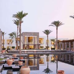 Amirandes, A Grecotel Resort to Live