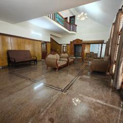 6bhk Luxury Villa